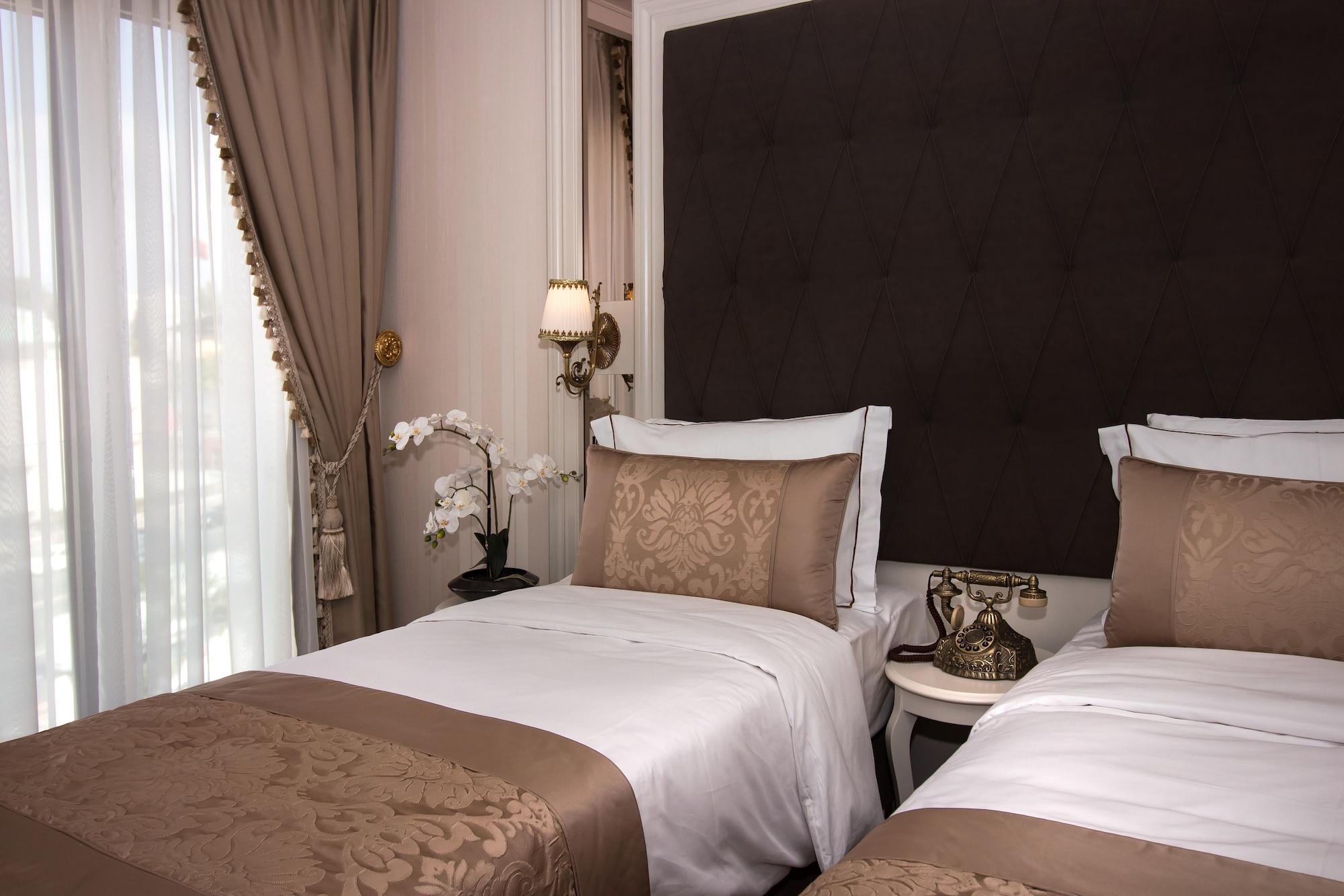 Istanbul Town Hotel ภายนอก รูปภาพ