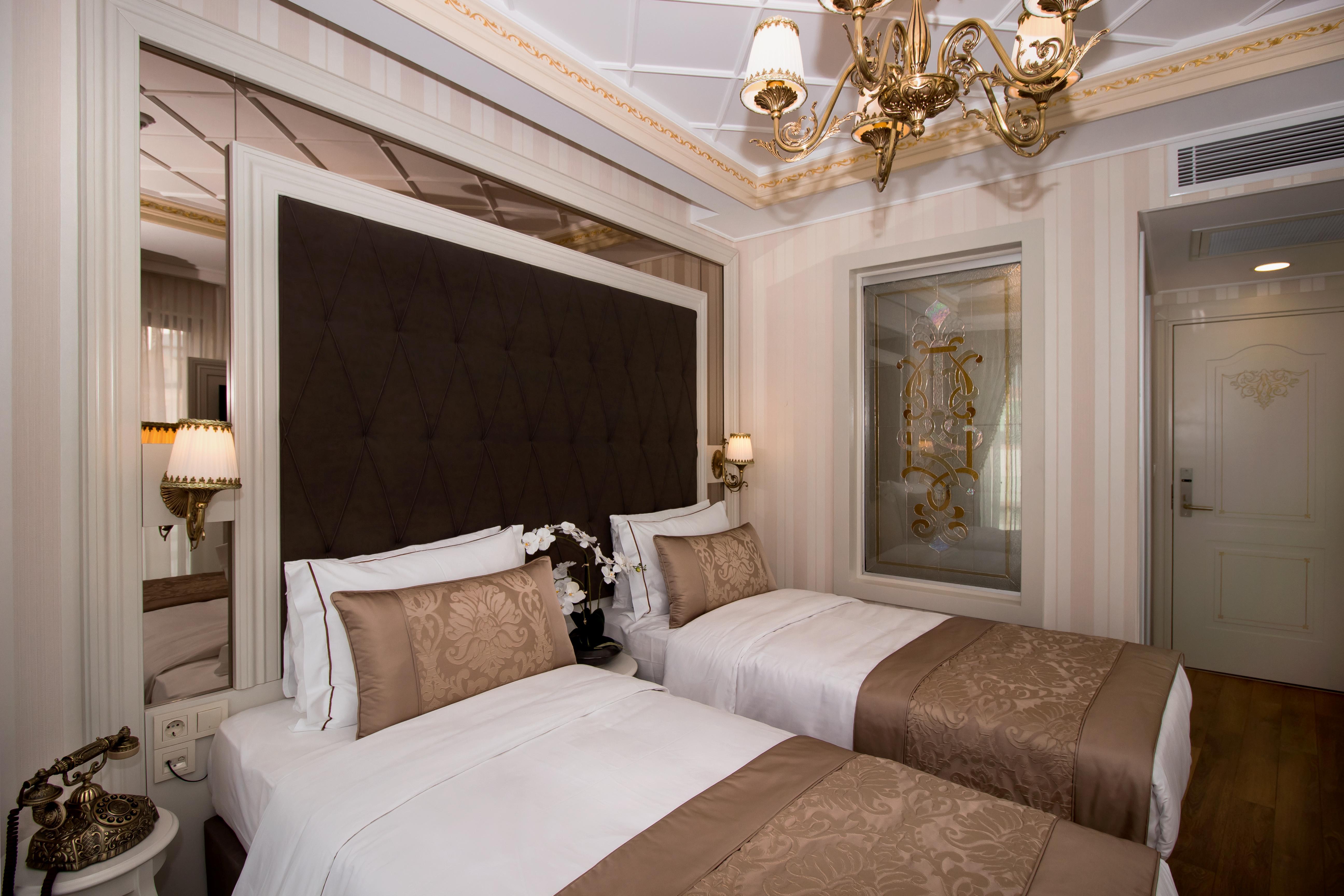 Istanbul Town Hotel ภายนอก รูปภาพ