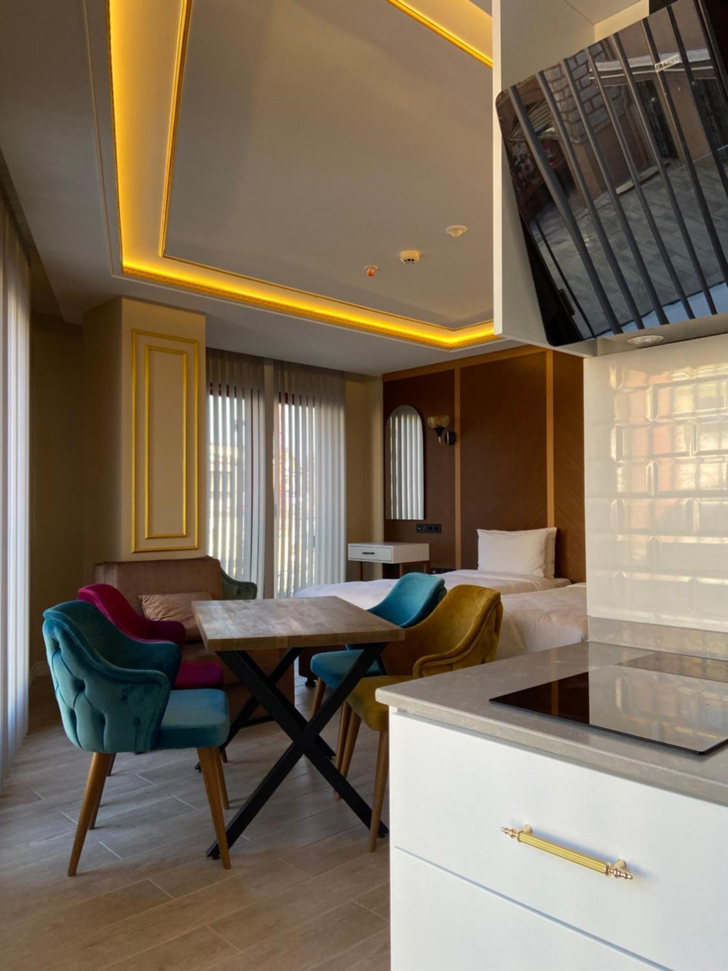 Istanbul Town Hotel ภายนอก รูปภาพ