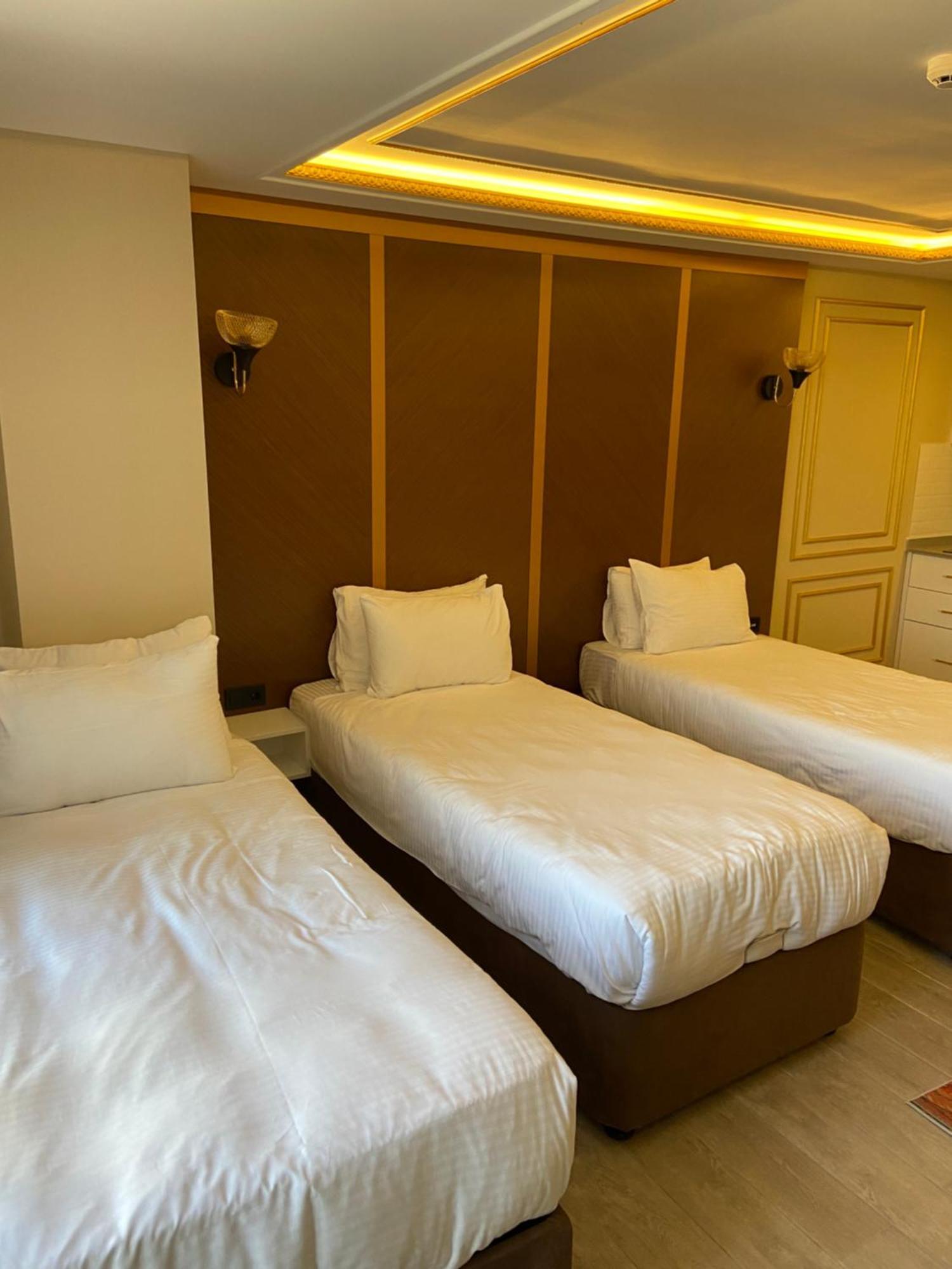 Istanbul Town Hotel ภายนอก รูปภาพ